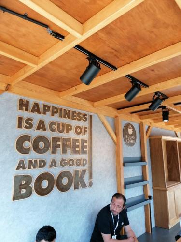 09191e54-39d0-465b-b08e-408fb09f0d23