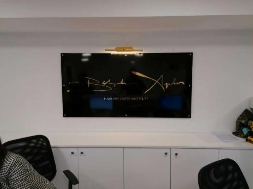 1eaf9128-5988-41a6-88bd-38006e5cbdda