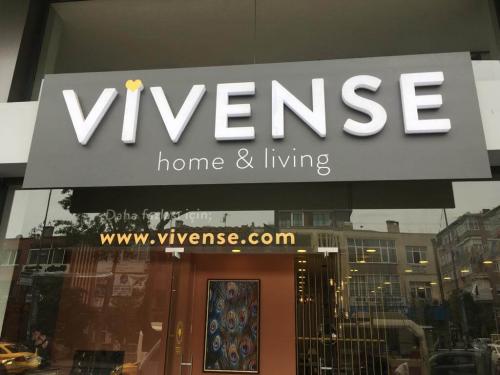 e89cc247-80d1-4424-8e09-e7243c8f41d1